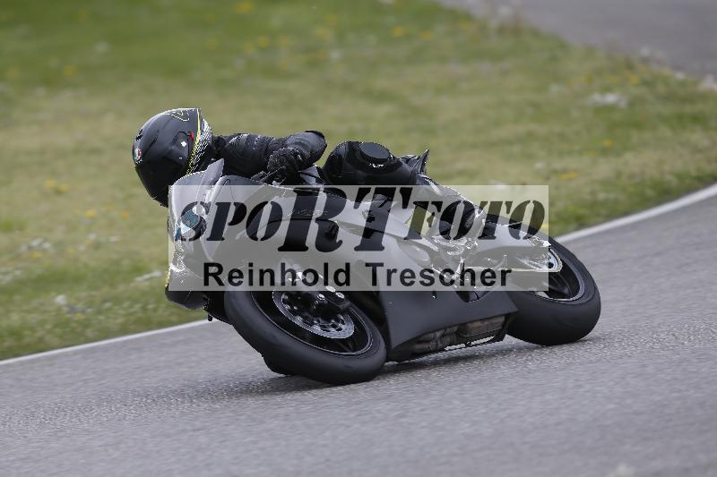 /09 19.04.2026  Caremotion get faster ADR/Gruppe gelb/55